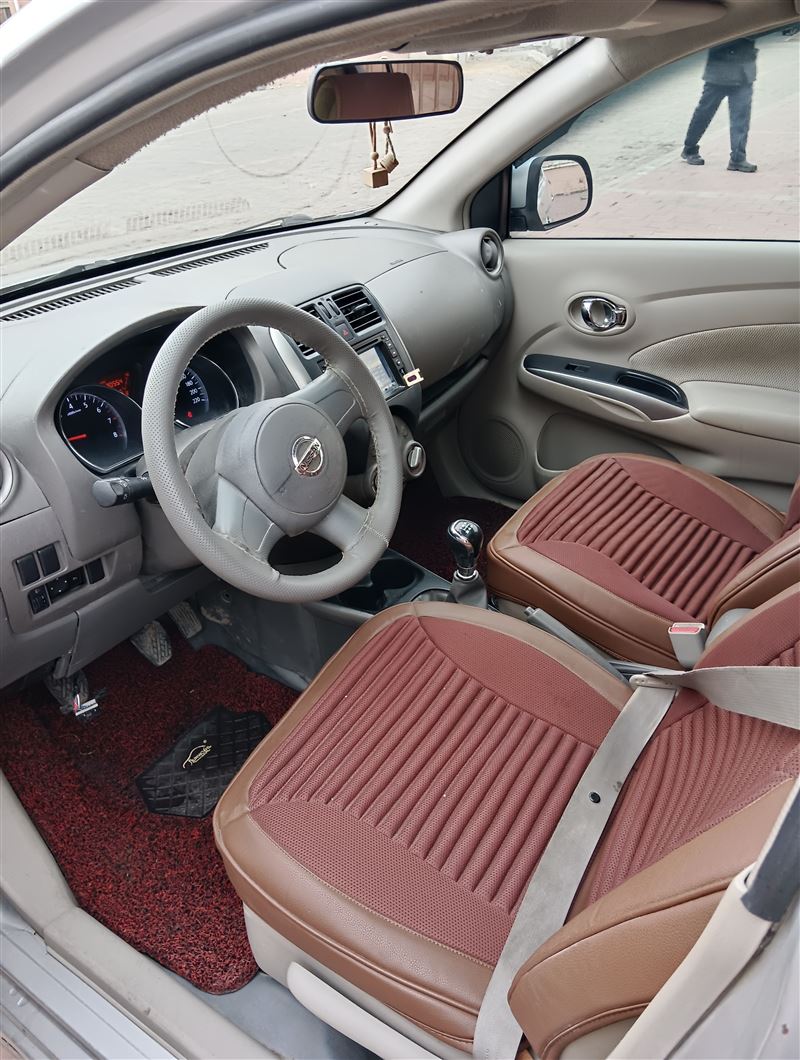 13年尼桑陽(yáng)光手動(dòng)高配