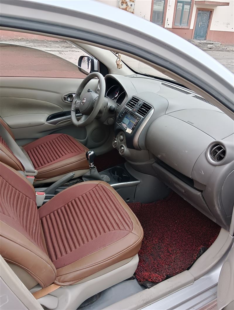 13年尼桑陽(yáng)光手動(dòng)高配